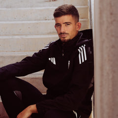 Chubasquero adulto entrenamiento Sevilla FC 25/26 negro