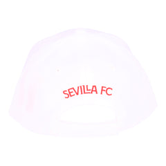 Gorra blanca escudo bordado