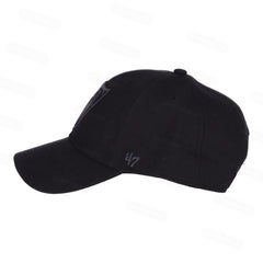 Cap with embroidered black crest